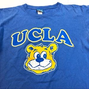 Vintage UCLA team graphic t shirt